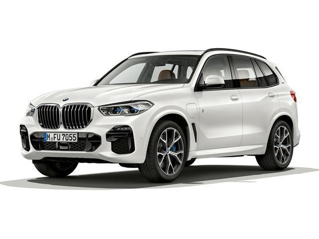 宝马X5插动版上市,售价84.99万!最大394马力