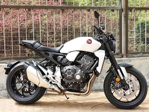 本田CB1000R PLUS 2020款到港实拍