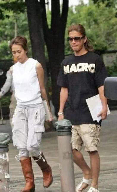 木村拓哉两女儿更多小时候照片曝光辣妈工藤静香超风情 工藤静香 木村拓哉 木村 新浪新闻