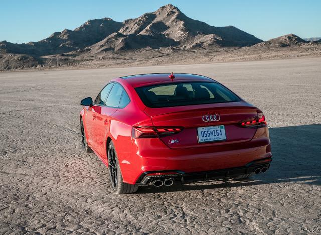 新款奥迪S5 Sportback官图发布,大灯很带感