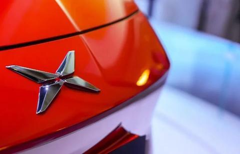 生产资质贬成跳楼价，小鹏汽车1600万喜提，捡了大便宜？