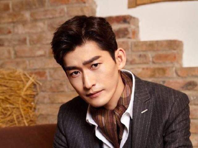 被网友吐槽太油腻的男演员，聂远第六，杨烁第二，黄晓明排第几？