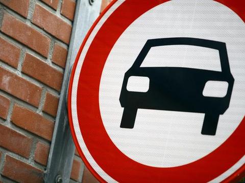 汽车行驶了2万公里，更换机油够了吗？还需要做哪些项目？