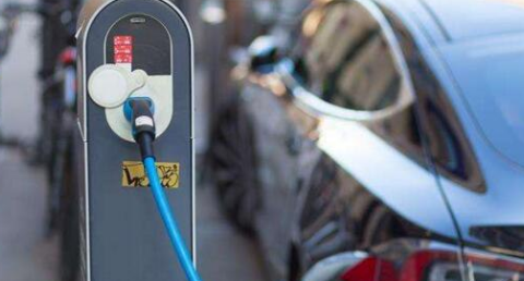 电动汽车的充电速度如何加快？需要克服什么