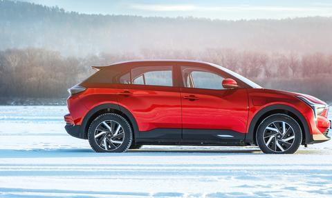 哪吒U上市，看到了新能源的希望，还是泡沫？