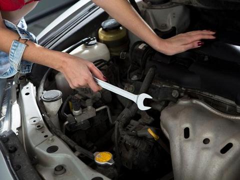 为什么现在大家都不在4S店保养？这里头都有什么猫腻？