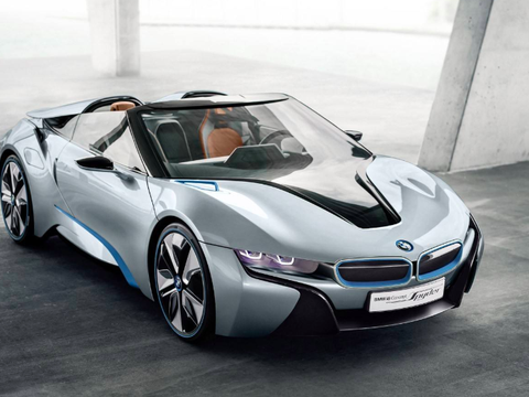 三缸机也出性能车了，其中一款16缸的布加迪也追不上！