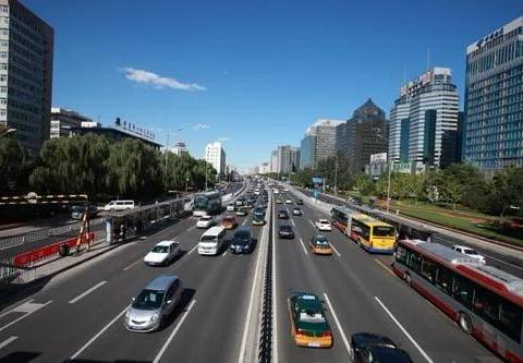 一封“刺激汽车消费乌龙贴”引发的狂欢和思考……