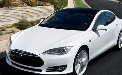 比亚迪和特斯拉谁是新能源“大佬”？看到电池后