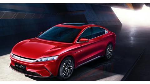 比亚迪宣布推出“刀片电池”，搭载汉车型