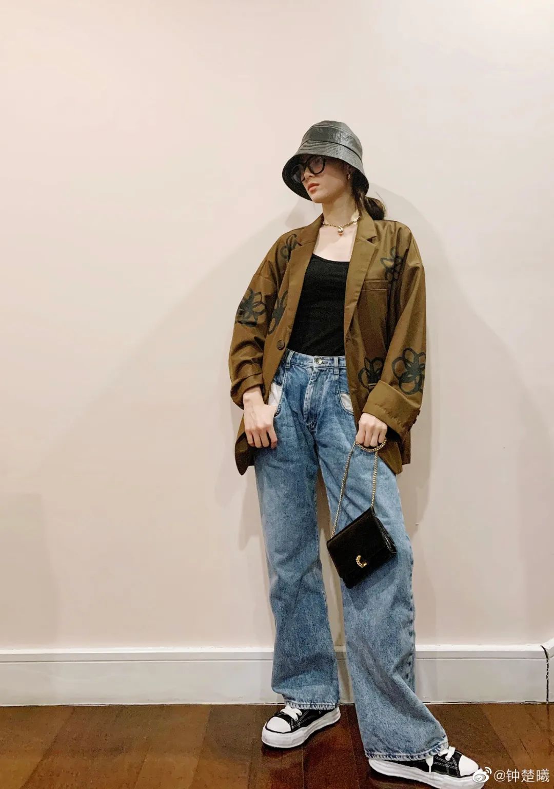 特殊时期,终于看见爱豆“宅家”的真实私服了