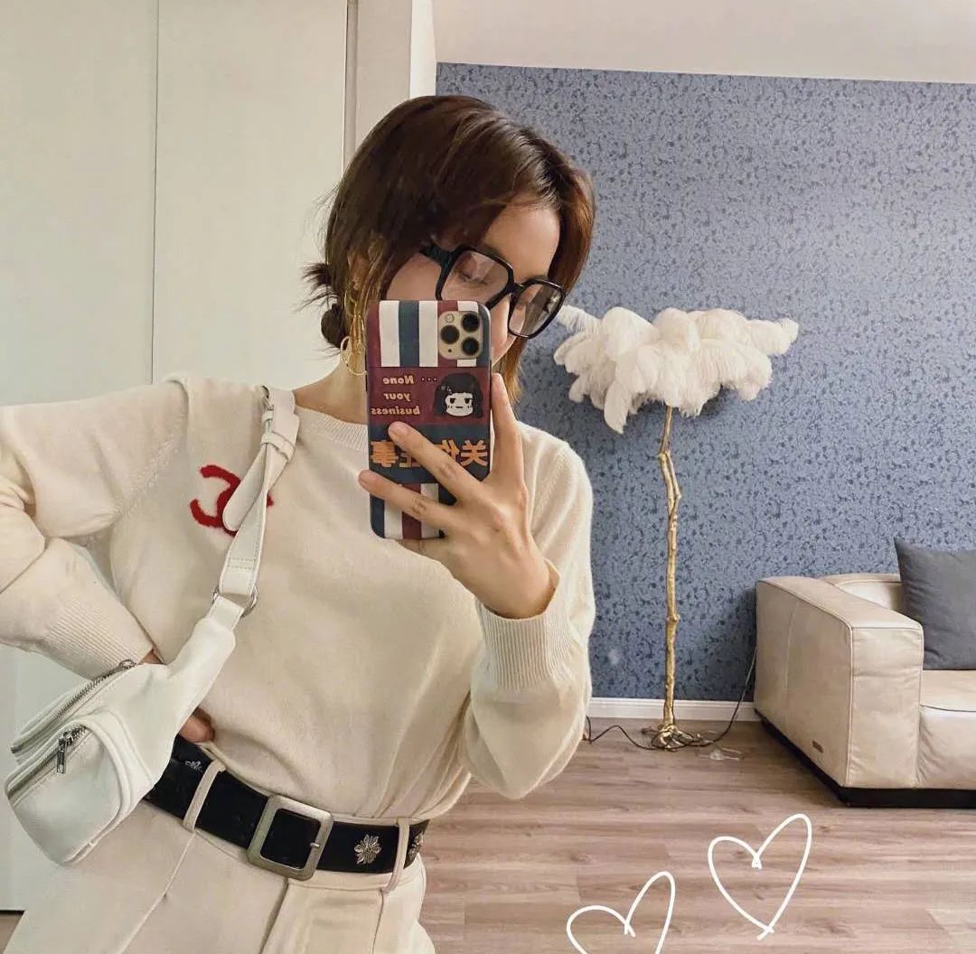 特殊时期,终于看见爱豆“宅家”的真实私服了