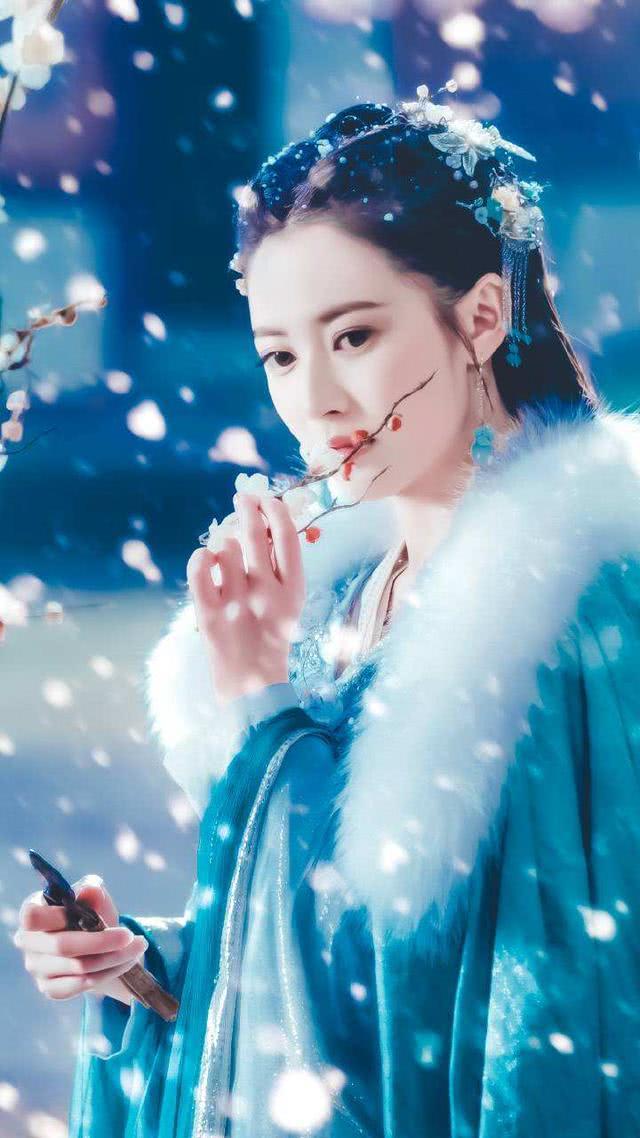 古装造型最漂亮的7位女星:赵丽颖杨幂上榜,28岁的她美