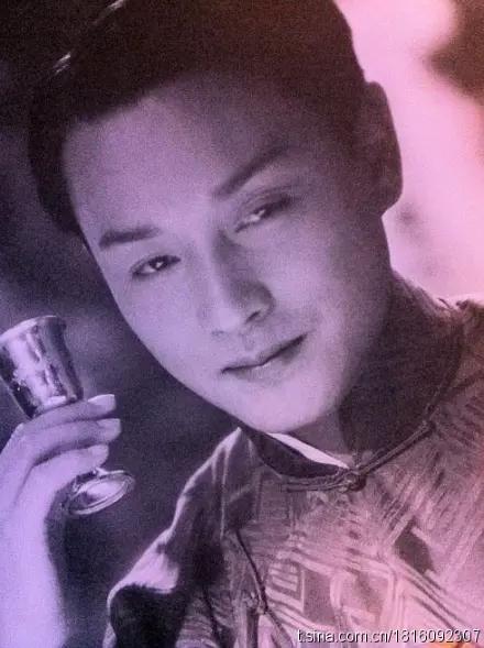 张国荣这张精品专辑,迄今已有二十五年