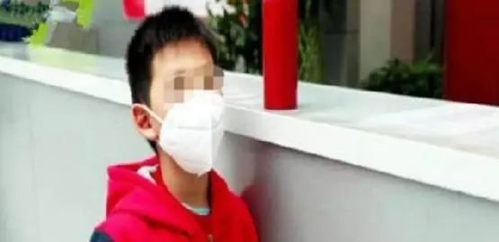 泰国回国女子拒绝隔离破口大骂:“你要脸吗?” 泰国回国女子拒绝隔离破口大骂:“你要脸吗?”