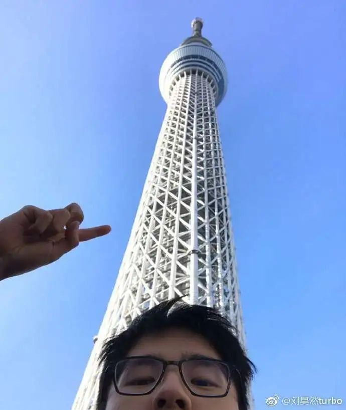 提到娱乐圈自拍黑洞,刘昊然必须榜上有名!