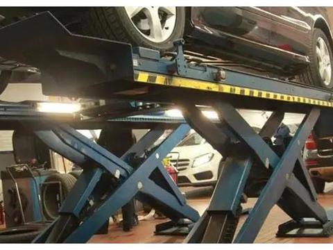 车子去做四轮定位被收1000元！是正常操作还是被宰了？