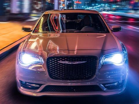 为提升美国销量 FCA通用尝试打折和线上销售