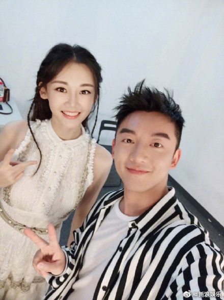 “苗苗肚子”热搜,郑恺未回应,中国作家怒怼:少关心女明星肚子