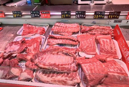 同是猪肉,为啥超市的要比菜市场的便宜?超市员工透露其中猫腻
