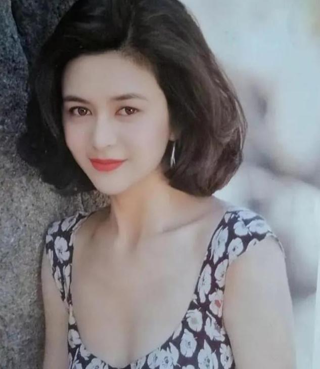 钟丽缇获选美冠军,却被同台的关之琳秒杀