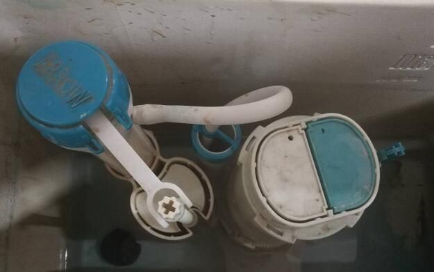 马桶水箱不上水怎么办?是什么原因导致?
