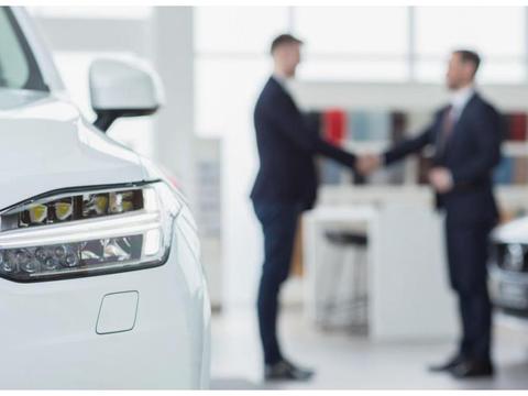 买车时最好别说这4句话，每多说一句，可能就会多掏一分冤枉钱