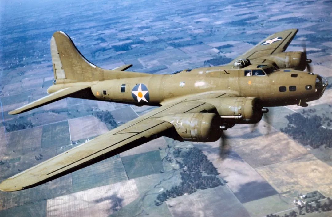 b-17空中堡垒轰炸机