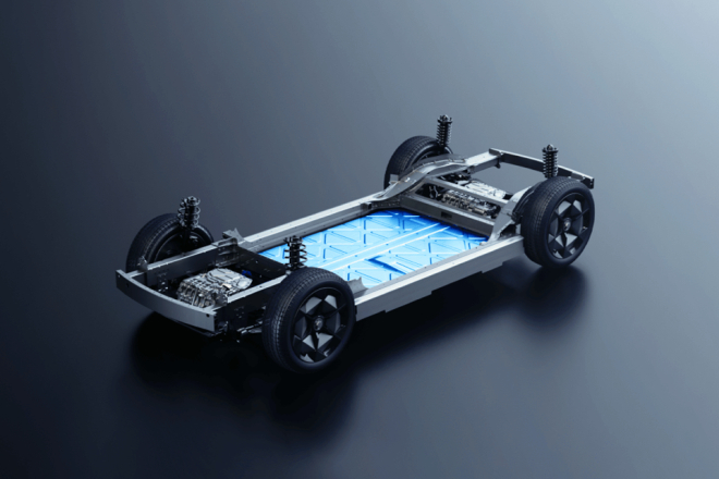 广汽Aion LX PK蔚来ES6,30万级四驱电动车谁更值?