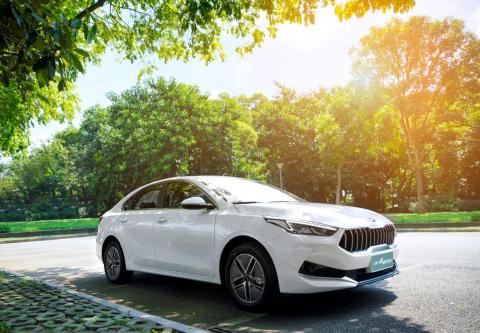 开长途没压力，全新一代K3插电混动综合续航1080km