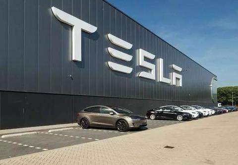 特斯拉宣布全员降薪，但中国工厂可能另行方案