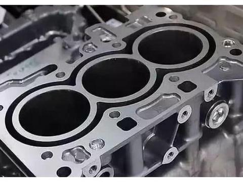 为啥越来越多的厂商开始使用三缸机？老司机：全都是套路