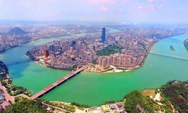柳州市常住人口有多少_柳州常住人口:4157934人