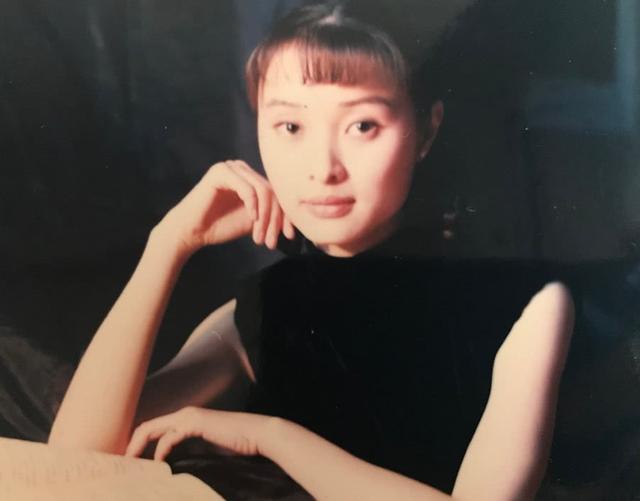 来一组吴越年轻时的照片,寻找初恋的味道