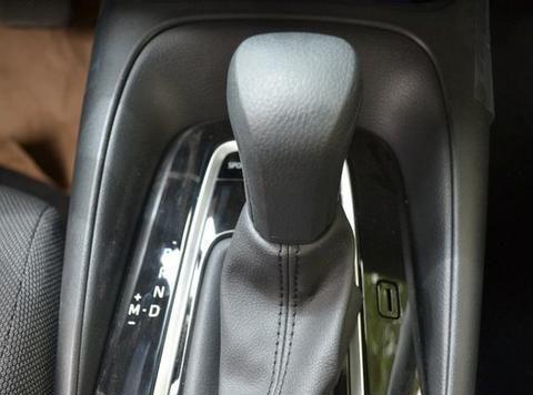 日系A级车还是它优秀，想开报废都难，双擎版综合油耗仅为4.1L