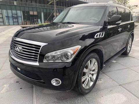 实拍英菲尼迪QX56如今仅19万，外观巨大壮硕，它是全尺寸SUV