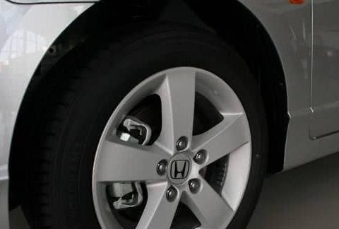 汽车也要防晒，这5个地方要格外注意，不然太伤车了