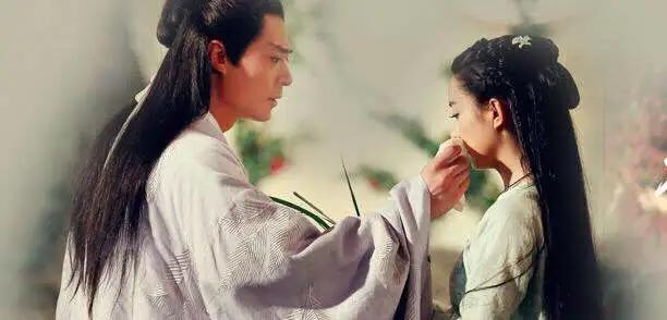 电视剧改编电影一直扑街,这回轮到《花千骨》了?