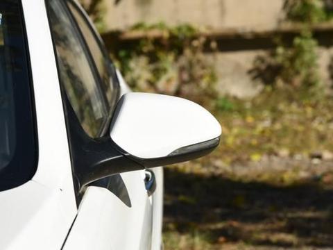 低廉的合资B级车，长度超4米7卖12万多，配1.8L和1.6T却难走量