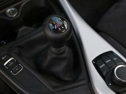 比起大排量车款，手动车陷入更紧急危机，以后可能买不到？