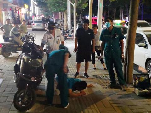 骑电动车和骑摩托车哪个更省钱？算完这笔账，现在心里有底了