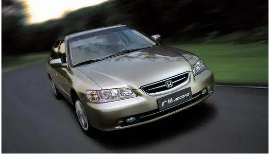 加价80万一车难求?富豪的快乐让你无法想象