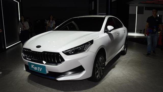 3分钟看车圈:不再有2.0T?新款奔驰S级将标配六缸发动机