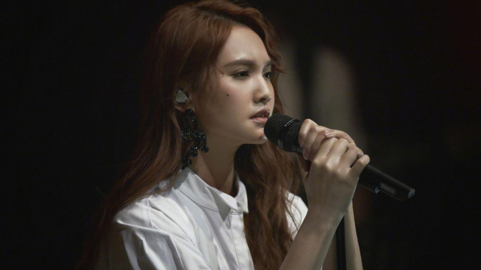 台版101舞台首现，满满夜店风土气十足，舞蹈不齐服装辣眼