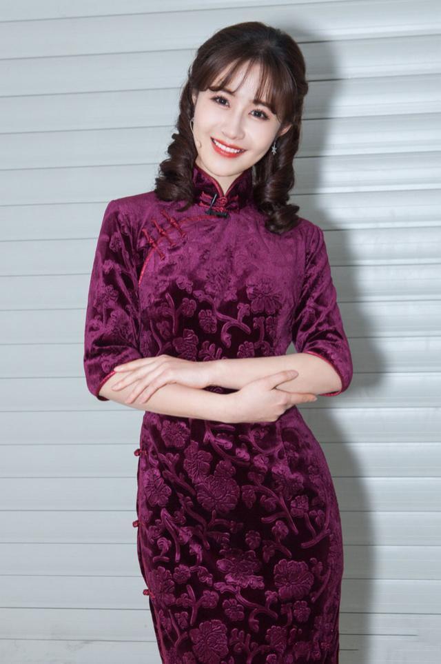 梁田凭什么被沈梦辰碾压?看两人穿旗袍的样子,就知道了!