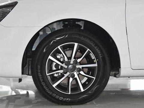 销量最好的国产A级轿车，车联网语音识别，还全系标配内置照相机