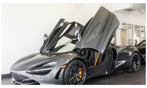 百万迈凯伦被爆改，车主一踩油门，车尾就会“喷火”