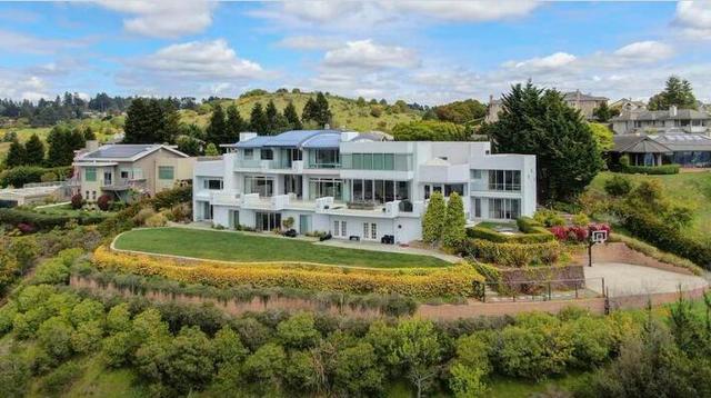 NBA动态:杜兰特不满汤神待遇比他好 库里妻子被索赔一千万美元