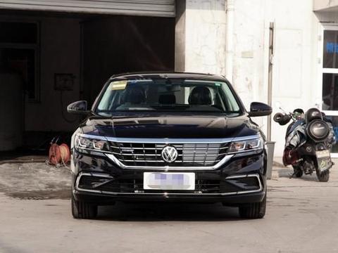 26万如何选车？大众帕萨特新能源还是DS5？看完你就领悟了