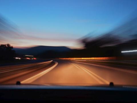 团车财报发布：营收小幅下滑 能否成功转型线上?